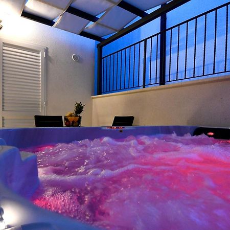 Jacuzzi Apartment Minnie دوبروفينك المظهر الخارجي الصورة